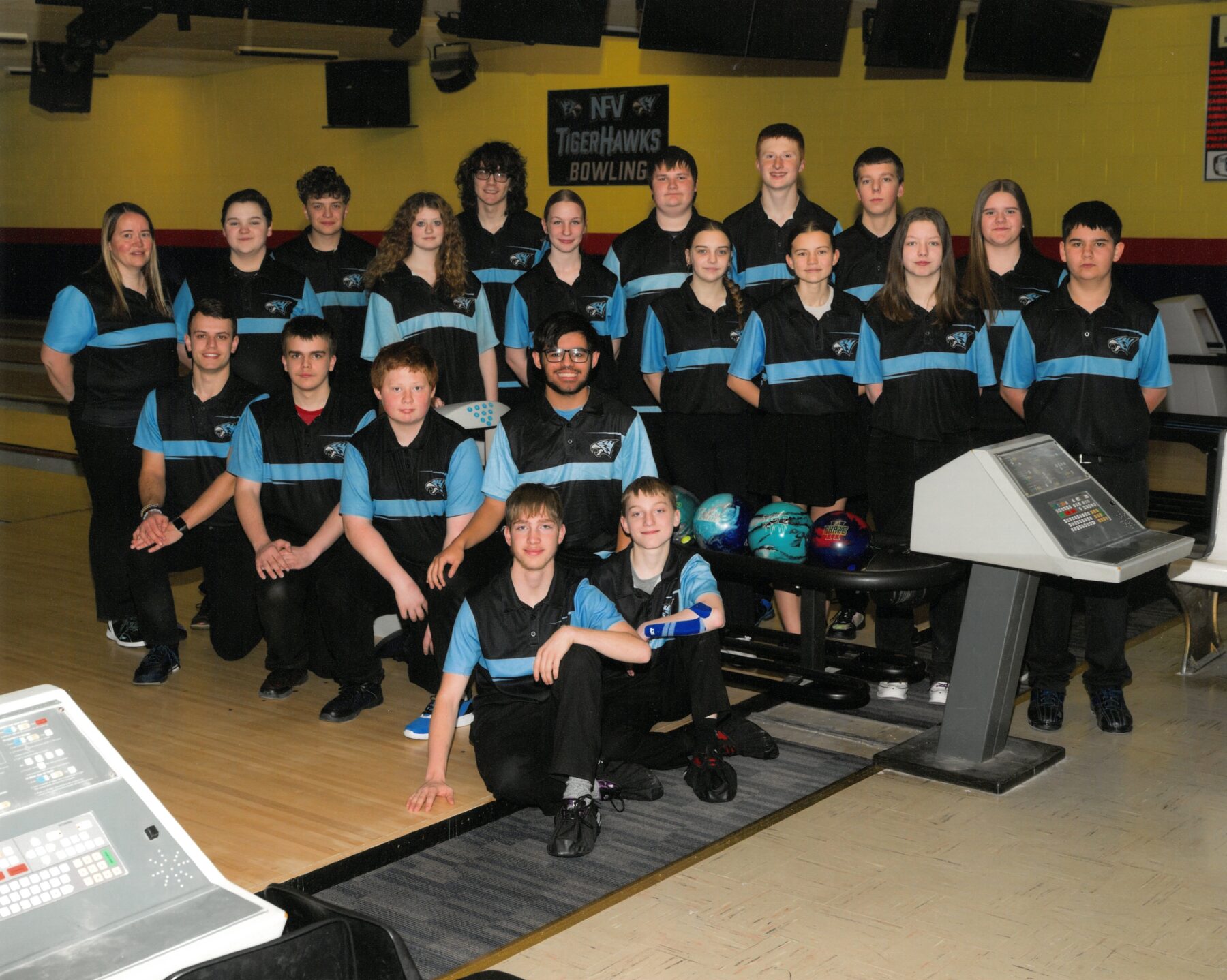 NFV BOWLING TEAM PHOTO